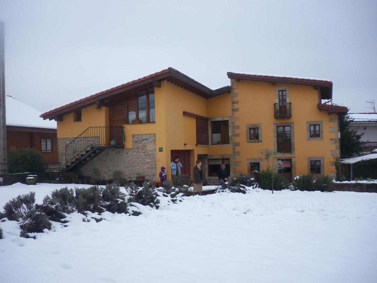 Rurales La Casa Vieja De * Silió